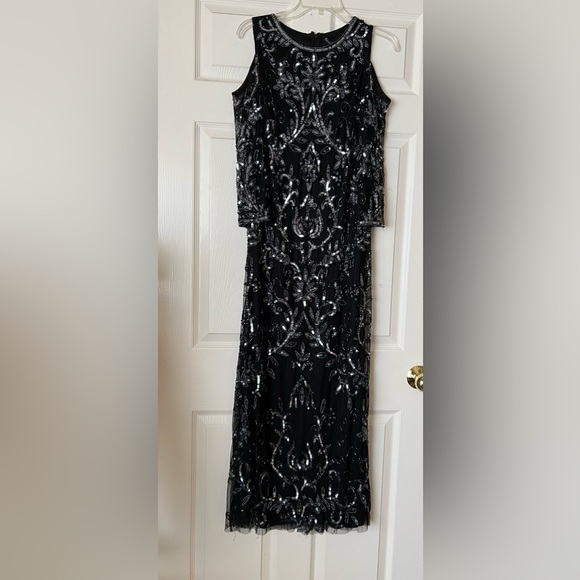 Crew Neck Beaded Sequin Cold Shoulder 3/4 Sleeve A-Line Gown - Picture 3 of 6